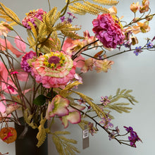 Afbeelding in Gallery-weergave laden, Bloemen abonnement, kunstbloemen silkka Bloemings Atelier Nijmegen