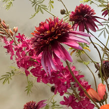 Afbeelding in Gallery-weergave laden, Silkka kuntbloemen abonnement Bloemings Atelier Nijmegen