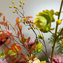 Afbeelding in Gallery-weergave laden, Kunstbloemen herfstboeket abonnement Silk-ka