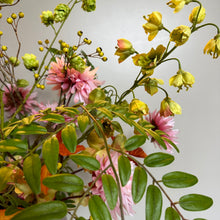 Afbeelding in Gallery-weergave laden, Kunstbloemen herfstboeket abonnement Silk-ka