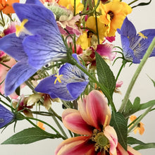 Afbeelding in Gallery-weergave laden, Kunstboeket aanbieding Silk-ka 9