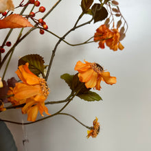 Afbeelding in Gallery-weergave laden, Bloemings Atelier_bloemen abonnement_kustbloemen Indian Summer Silk-ka