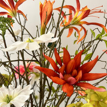 Afbeelding in Gallery-weergave laden, Silk-ka Boeket Golden Sunset kunstbloemen nijmegen