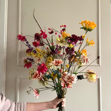 Afbeelding in Gallery-weergave laden, Silk-ka kunstbloemen boeket Bloemings Atelier Nijmegen
