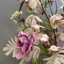 Afbeelding in Gallery-weergave laden, Silk-ka kunstbloemen boeket Crystal Snowlight L // Abonnement Bloemings Atelier Nijmegen