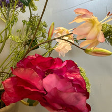 Afbeelding in Gallery-weergave laden, Zijde kunstbloemen, Silk-ka, bloemings Atelier Nijmegen