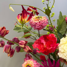 Afbeelding in Gallery-weergave laden, Kunstbloemen Silkka boeket Bloemings Atelier Nijmegen