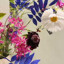 Afbeelding in Gallery-weergave laden, Kunstbloemen, zijden bloemen abonnement, Bloemings Atelier Nijmegen
