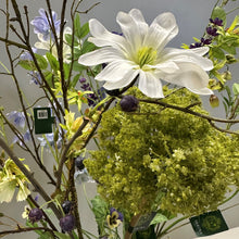 Afbeelding in Gallery-weergave laden, Kunstbloemen boeket Silk-ka Blue Serenity_1 zijden bloemen Nijmegen, bloemings Atelier
