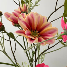 Afbeelding in Gallery-weergave laden, Kunstboeket Color Pop Petite  Silk-ka min_1_Bloemings Atelier Nijmegen
