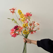 Afbeelding in Gallery-weergave laden, Kunstboeket sale Silk-ka - 4 aanbieding
