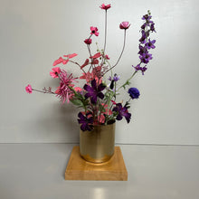 Afbeelding in Gallery-weergave laden, Boeket Sweet Purple Flowers Silk-ka L // Abonnement
