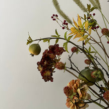 Afbeelding in Gallery-weergave laden, Silk-ka Boeket Classic Autumn Bloemings Atelier
